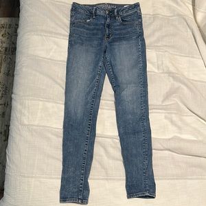 Hi-Rise American Eagle Skinny Jean
